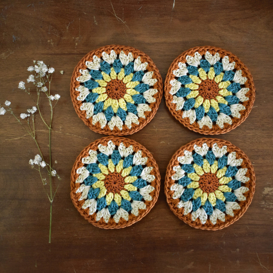 Lot de dessous de verre tournesol au crochet - image 1