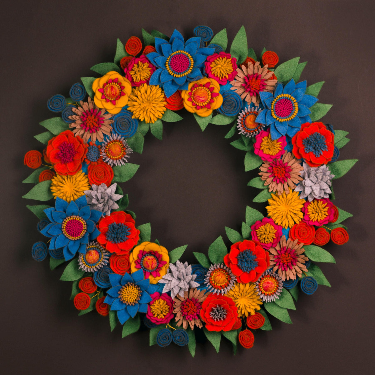 Couronne de fleurs sauvages en feutrine - image 1