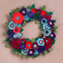Couronne florale rustique en feutrine - image 1