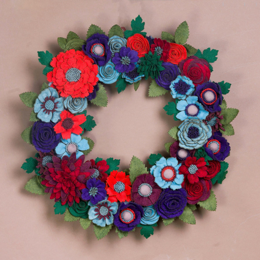 Couronne florale rustique en feutrine - image 1