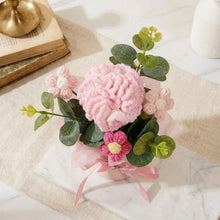 Bouquet d'oeillets en pot au crochet - image 2