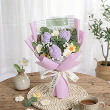 Bouquet de tulipes bleues au crochet - image 3