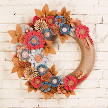Couronne florale neutre en feutrine - image 3