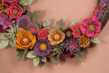 Couronne florale rustique en feutrine - image 3