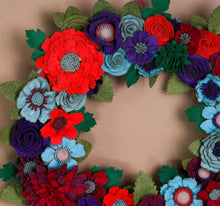 Couronne florale rustique en feutrine - image 3