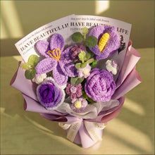 Grand bouquet mixte de fleurs au crochet - image 4