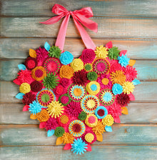 Couronne coeur florale en feutrine - image 4