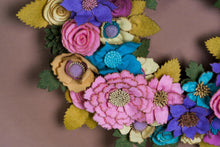 Couronne de fleurs sauvages en feutrine - image 4