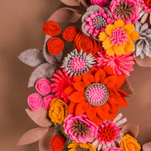 Couronne de fleurs sauvages en feutrine - image 5