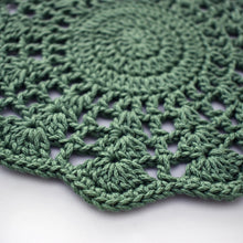 Naperron fleuri au crochet - image 6