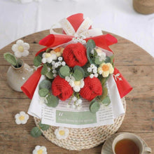Bouquet de tulipes bleues au crochet - image 6