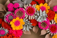 Couronne de fleurs sauvages en feutrine - image 6
