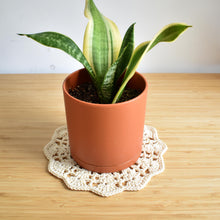 Naperron fleuri au crochet - image 7