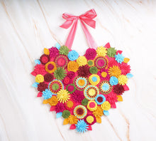 Couronne coeur florale en feutrine - image 7