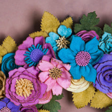 Couronne de fleurs sauvages en feutrine - image 7