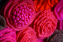 Couronne coeur florale en feutrine - image 8