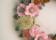 Couronne florale rustique en feutrine - image 8
