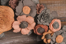Couronne florale rustique en feutrine - image 8
