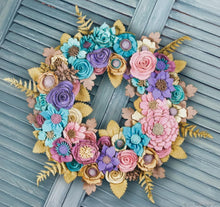 Couronne florale coloree en feutrine - image 8