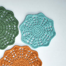 Naperron fleuri au crochet - image 9