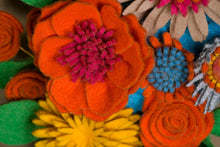 Couronne de fleurs sauvages en feutrine - image 9