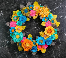 Couronne florale rustique en feutrine - image 9