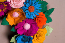Couronne florale rustique en feutrine - image 9