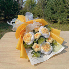 Bouquet de roses pastel au crochet - image 10