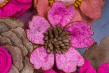 Couronne de fleurs sauvages en feutrine - image 10