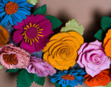 Couronne florale rustique en feutrine - image 10