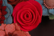 Couronne florale en feutrine - image 11