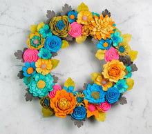 Couronne florale rustique en feutrine - image 11