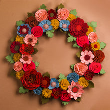 Couronne florale en feutrine - image 12